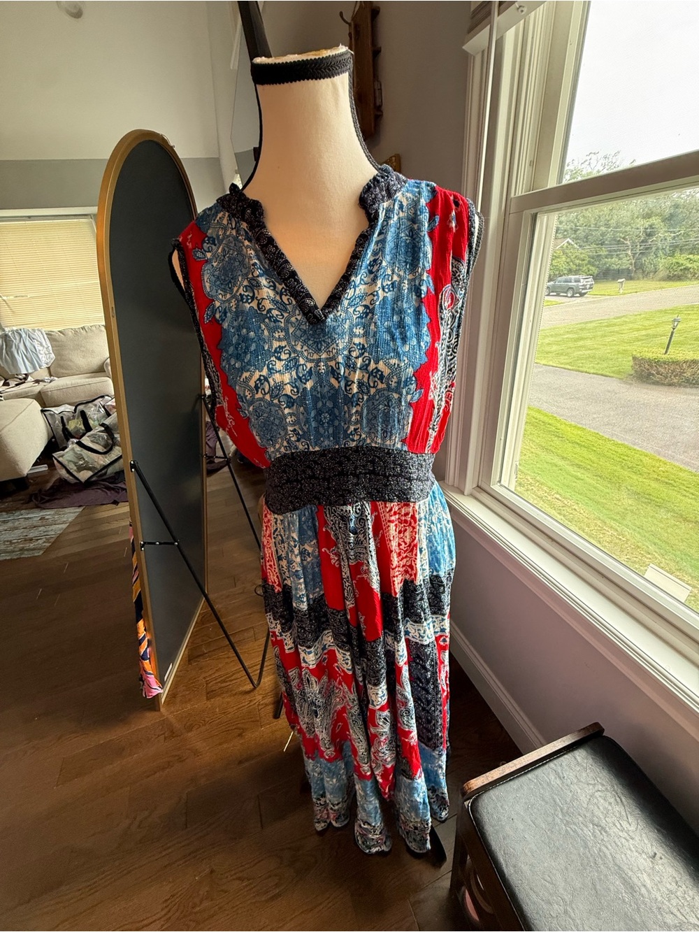 Bila Red, Blue Print Sleeveless Midi Dress made in India Size Large